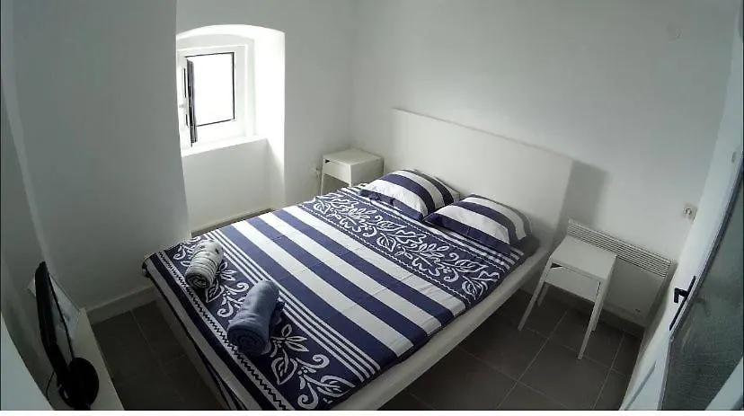 Casa Bura Ustrine Villa